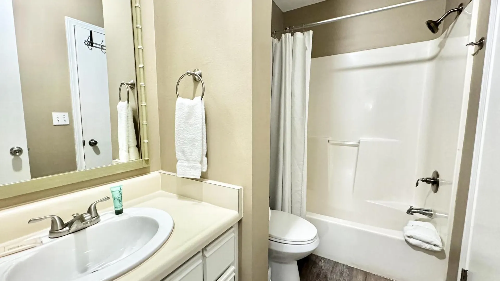 The Palmetto Villa Panama City Beach 0*,